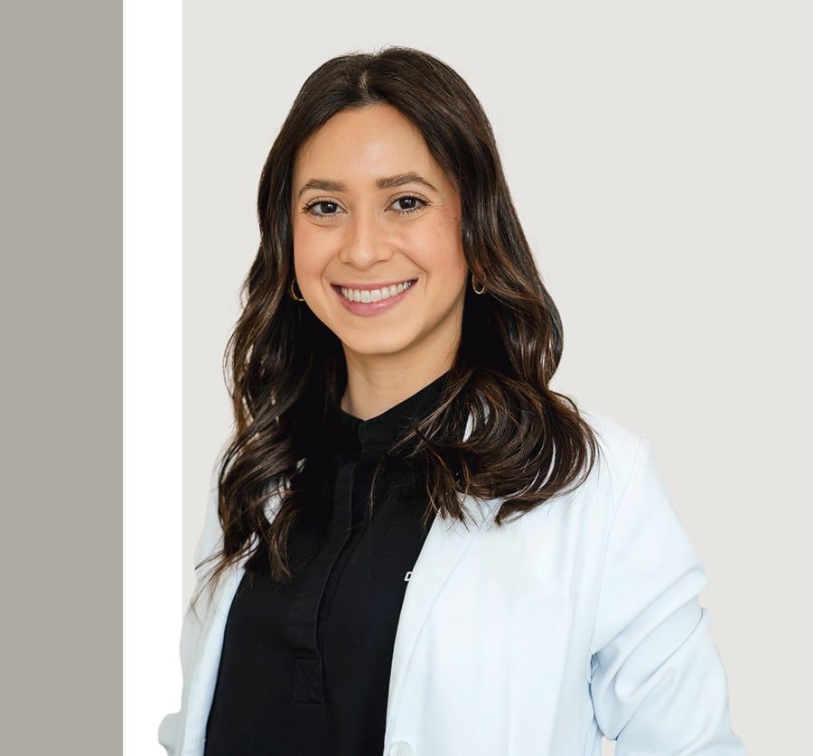 Portrait of Dr. Veronica Davila Azer